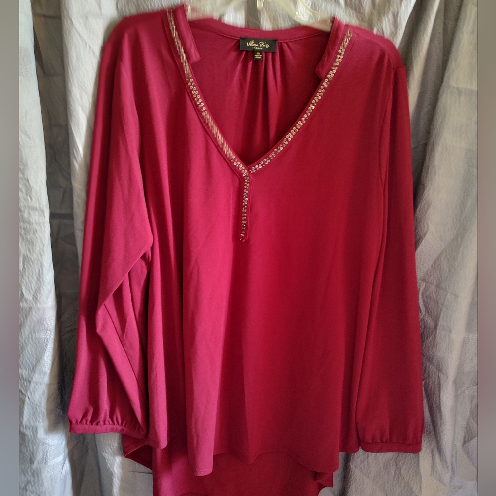 Women's blouse size 1X, collar embellishments